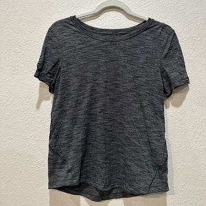 Lululemon T-shirt